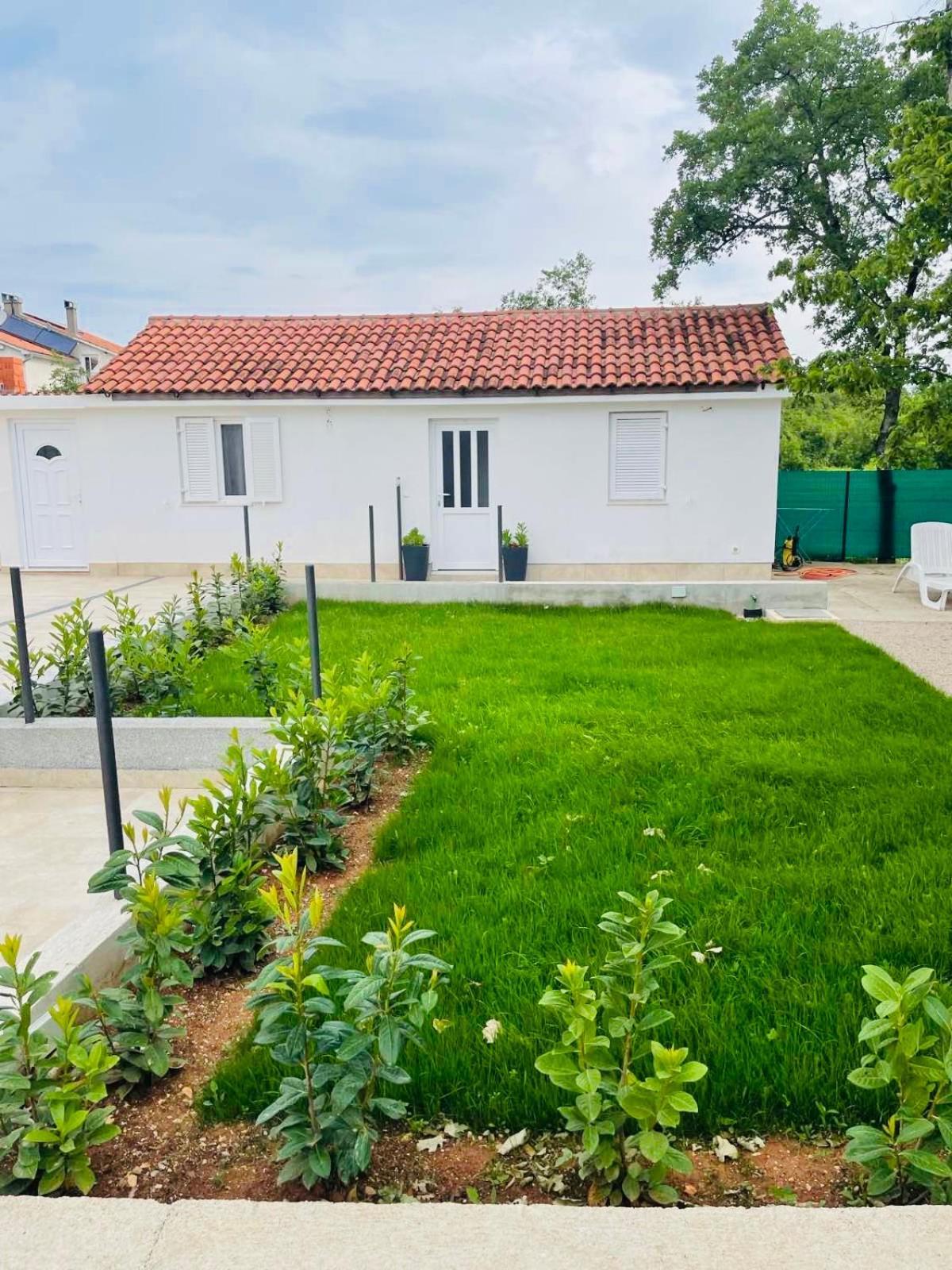 Lavanda 3 Njivice Exteriér fotografie